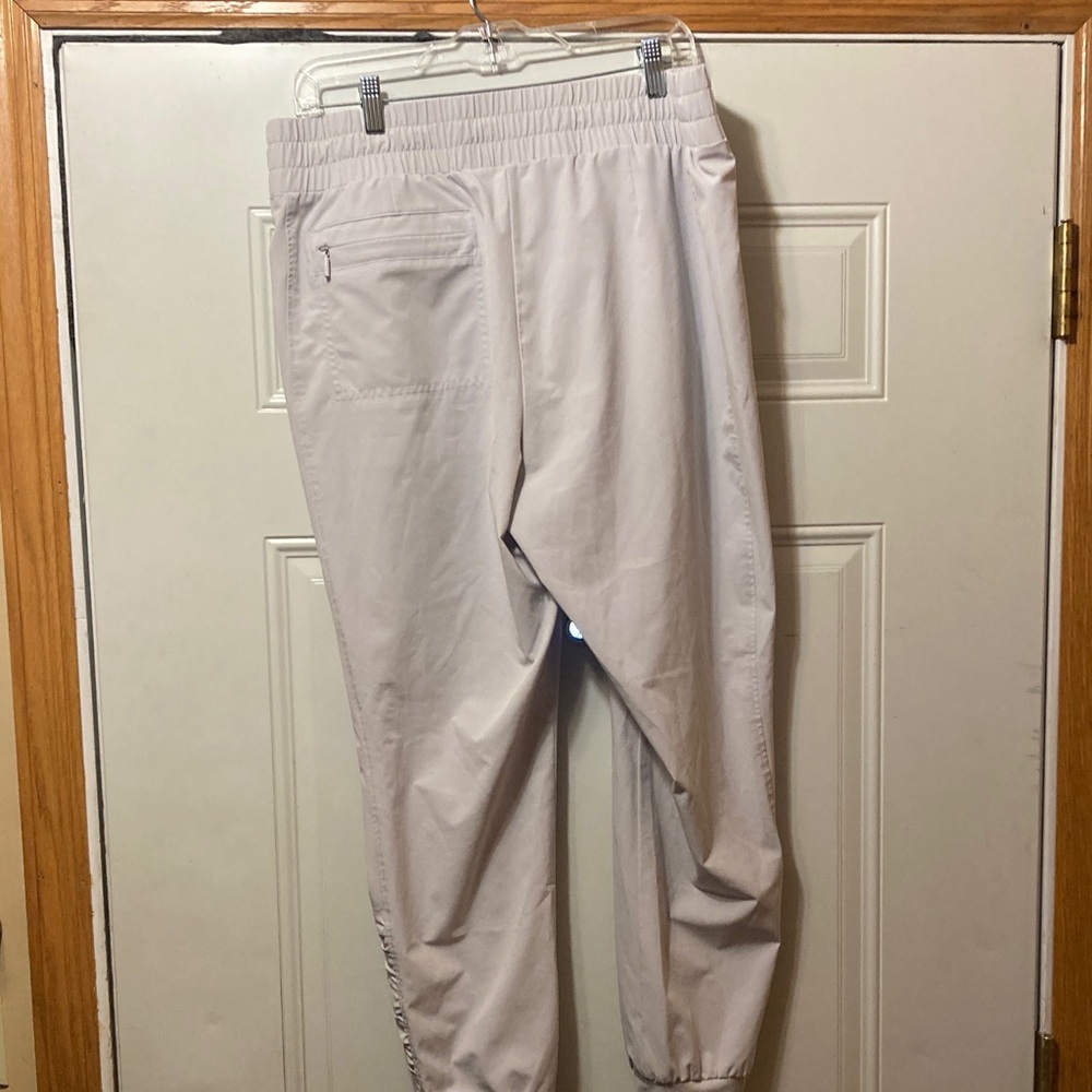 Chico’s Light Gray Elastic Waist Jogger Pants 2
